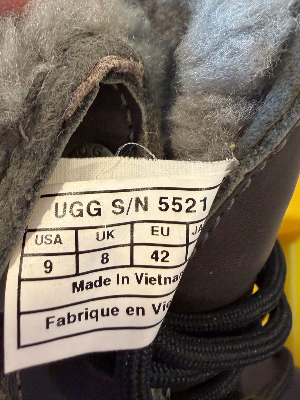 UGG Men's Butte Waterproof Leather  Boots Dark Gray 5521 Size 9